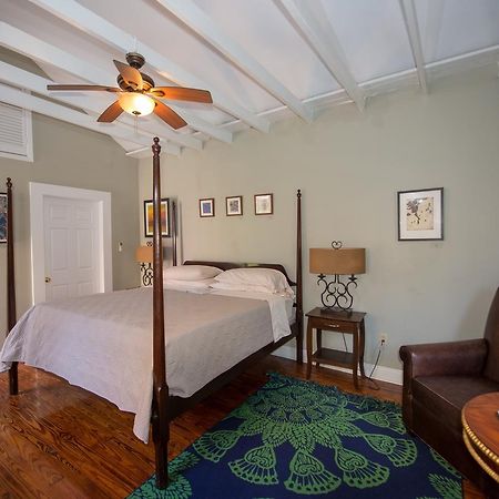 뉴올리언스 Maison De Macarty B&B 외부 사진