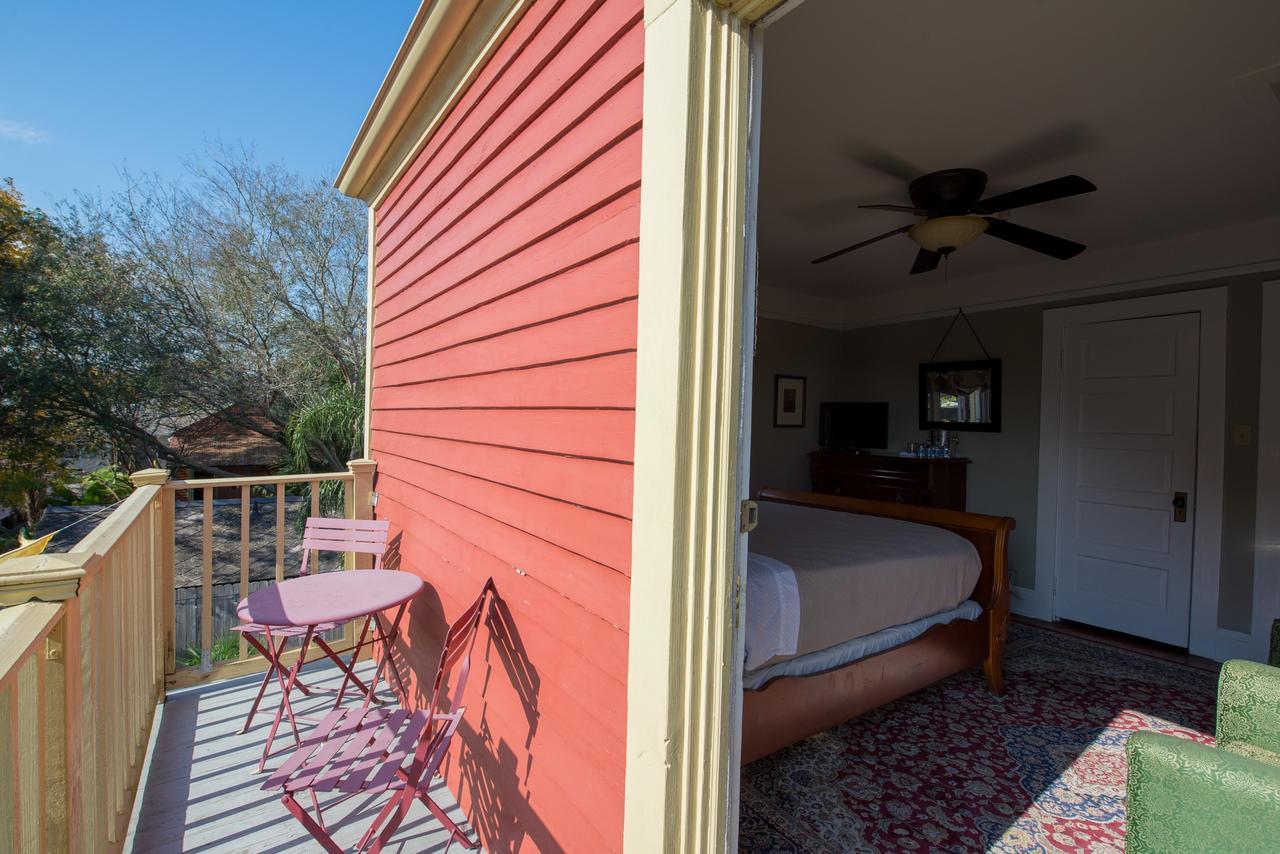 뉴올리언스 Maison De Macarty B&B 외부 사진